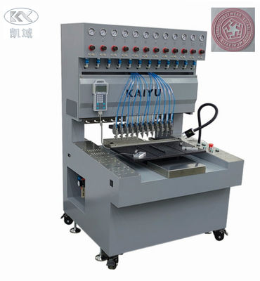 Un buon prezzo. Macchina per la fabbricazione di portachiavi in gomma di silicone Dispenser in PVC 12 colori in linea