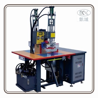 Un buon prezzo. Macchine per l'imbossatura di abbigliamento Stampa TPU ad alta velocità e conformità normativa per soddisfare le norme di marca e regolamentari in linea