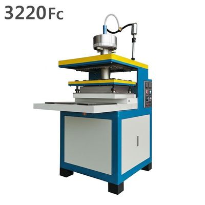 Un buon prezzo. Silicone Embossing Machine with Precise Temperature Control 0C-300C Range 320kg Weight in linea