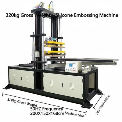 Un buon prezzo. 320kg Gross Weight Silicone Embossing Machine 50HZ Frequency 200X150x168cm Machine Size in linea